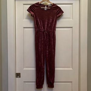 Sparkly velveteen, light maroon jumpsuit. Lightweight, perfect any season.